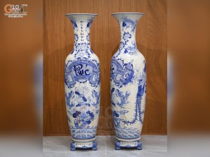 Đôi lộc bình men trắng vẽ Phúc Đức Trường Thọ, cao 1m75
