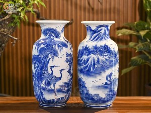 Đôi lộc bình men trắng vẽ Tùng Hạc, cao 44cm
