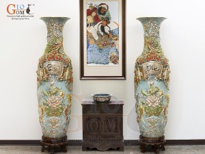 Đôi lộc bình men vân mây đắp nổi Công Đào Phúc Đức vẽ vàng 24k cao cấp, cao 160cm