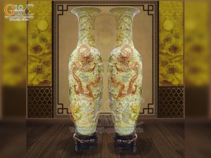 Đôi lộc bình men vân mây đắp nổi Cửu Long vờn mây vẽ vàng 24k, cao 2m