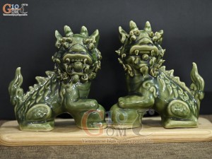 Đôi Nghê sứ men ngọc, cao 17cm