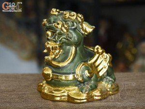 Đôi tỳ hưu men ngọc đắp nổi dát vàng, cao 17cm