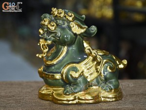 Đôi tỳ hưu men ngọc đắp nổi dát vàng, cao 17cm