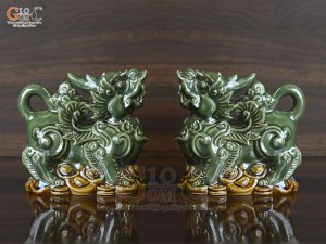 Đôi tỳ hưu men xanh đắp nổi, cao 14cm