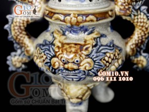 Đỉnh mini men rạn đắp nổi rồng, cao 22cm