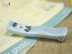 Gác đũa Ngọc Thanh Dương vẽ hoa Đào