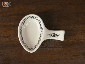 Gác thìa men cổ vẽ hoa móc (Hàng Đặt SX)