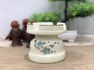 Gạt tàn men kem vẽ đào xanh