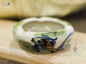 Gạt tàn men vuốt vẽ cá