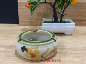 Gạt tàn tròn men vuốt vẽ mai vàng