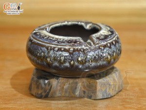 Gạt tàn tròn thấp men hỏa biến vân đá