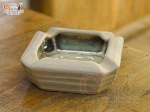 Gạt tàn vuông gốm ganh lòng hỏa biến