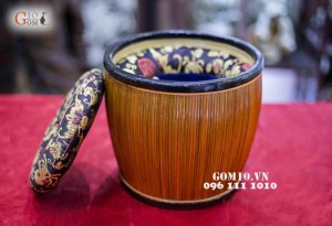 Giỏ ủ ấm cao cấp vải gấm thêu hoa 1,25l