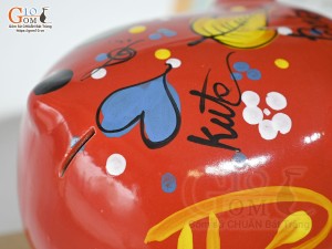 Heo sứ tiết kiệm dáng béo nền đỏ, 23x19 H18cm