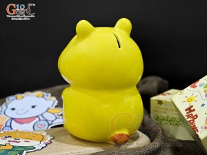 Heo sứ tiết kiệm dáng đứng màu vàng, cao 16,5cm