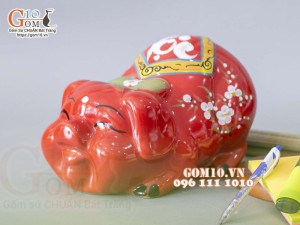 Heo sứ tiết kiệm dáng nằm mắt híp đỏ, dài 21cm