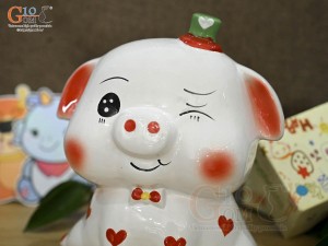 Heo sứ tiết kiệm dáng ngồi màu trắng, cao 20cm