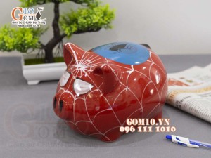 Heo sứ tiết kiệm dáng người nhện, màu đỏ dài 20cm