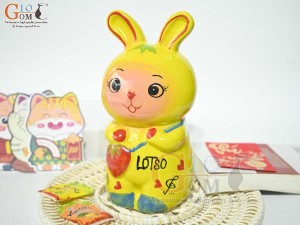 Thỏ sứ tiết kiệm màu vàng, cao 25cm