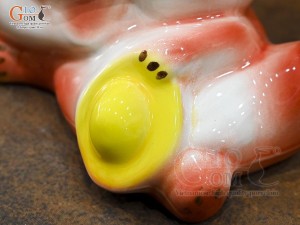 Tiểu Long tiết kiệm dáng nằm ôm vàng màu đỏ, dài 25cm