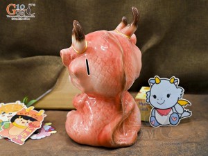 Tiểu Long tiết kiệm dáng ngồi màu cam, cao 30cm