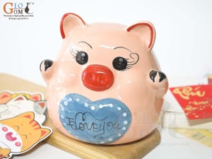 Heo sứ tiết kiệm màu trắng Tim xanh, cao 15cm