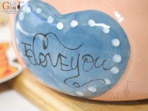 Heo sứ tiết kiệm màu trắng Tim xanh, cao 15cm