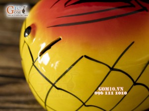 Heo sứ tiết kiệm phiên bản Người Nhện, màu vàng dài 20cm