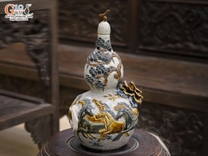 Hồ lô men rạn đắp nổi Mã Đáo Thành Công cao 33cm