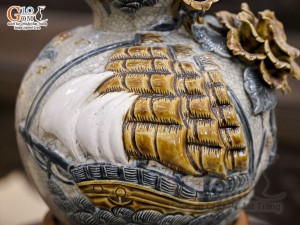 Hồ lô men rạn đắp nổi Thuận Buồm Xuôi Gió cao 33cm