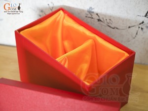 Hộp xi đỏ lót lụa đựng bộ cốc đôi, 18,5x12cm