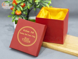 Hộp xi lót lụa đựng bình hút lộc KT 30x36cm Hộp xi lót lụa đựng bình hút lộc KT 30x36cm