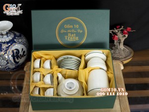 Hộp xi xanh lót lụa đựng ấm chén và phụ kiện