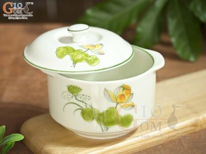 Hũ có nắp men kem vẽ hoa Sen vàng, đường kính 12cm