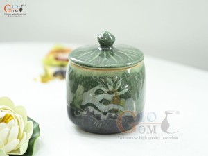 Hũ có nắp men thiên thanh đắp nổi hoa Sen, cao 12cm