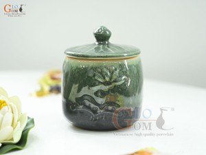 Hũ có nắp men thiên thanh đắp nổi hoa Sen, cao 12cm