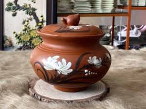 Hũ đựng nước cặn đỏ vẽ hoa , đường kính 12,5cm
