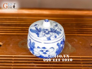 Hũ đường men lam vẽ sen