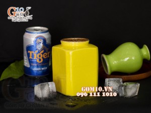 Hũ gốm men màu dáng vuông, dung tích 480ml