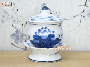 Hũ nắp kèm đế men lam vẽ hoa sen cao 12cm
