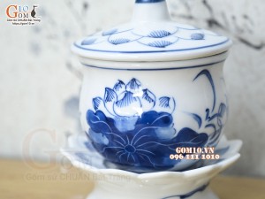 Hũ nắp kèm đế men lam vẽ hoa sen cao 12cm