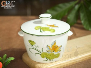 Hũ vát có nắp men kem vẽ hoa Sen vàng, đường kính 12,5cm
