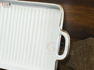 Khay chữ nhật có quai men trắng kẻ chỉ vàng kim, 21,5x16,5cm
