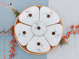 Khay mứt 5 cánh men trắng vẽ hoa đào xanh (Kèm khay mây)