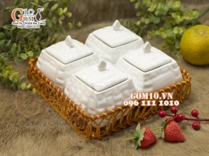 Khay mứt Tết dáng hũ thông men trắng, khay mây 22cm