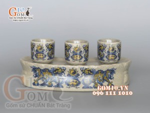 Kỷ thờ cong 3 men rạn Phúc Lộc Thọ