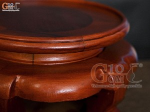 Kỉ váy gỗ hương phi 30cm