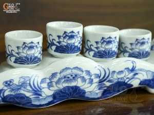 Kỷ ngai 5 chén men lam vẽ Sen Đại Cát