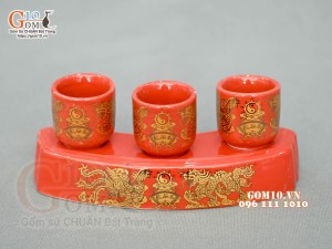 Kỷ cong 3 chén họa tiết Rồng Phúc - Lộc - Thọ vàng kim men đỏ