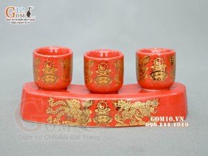 Kỷ cong 3 chén họa tiết Rồng Phúc - Lộc - Thọ vàng kim men đỏ